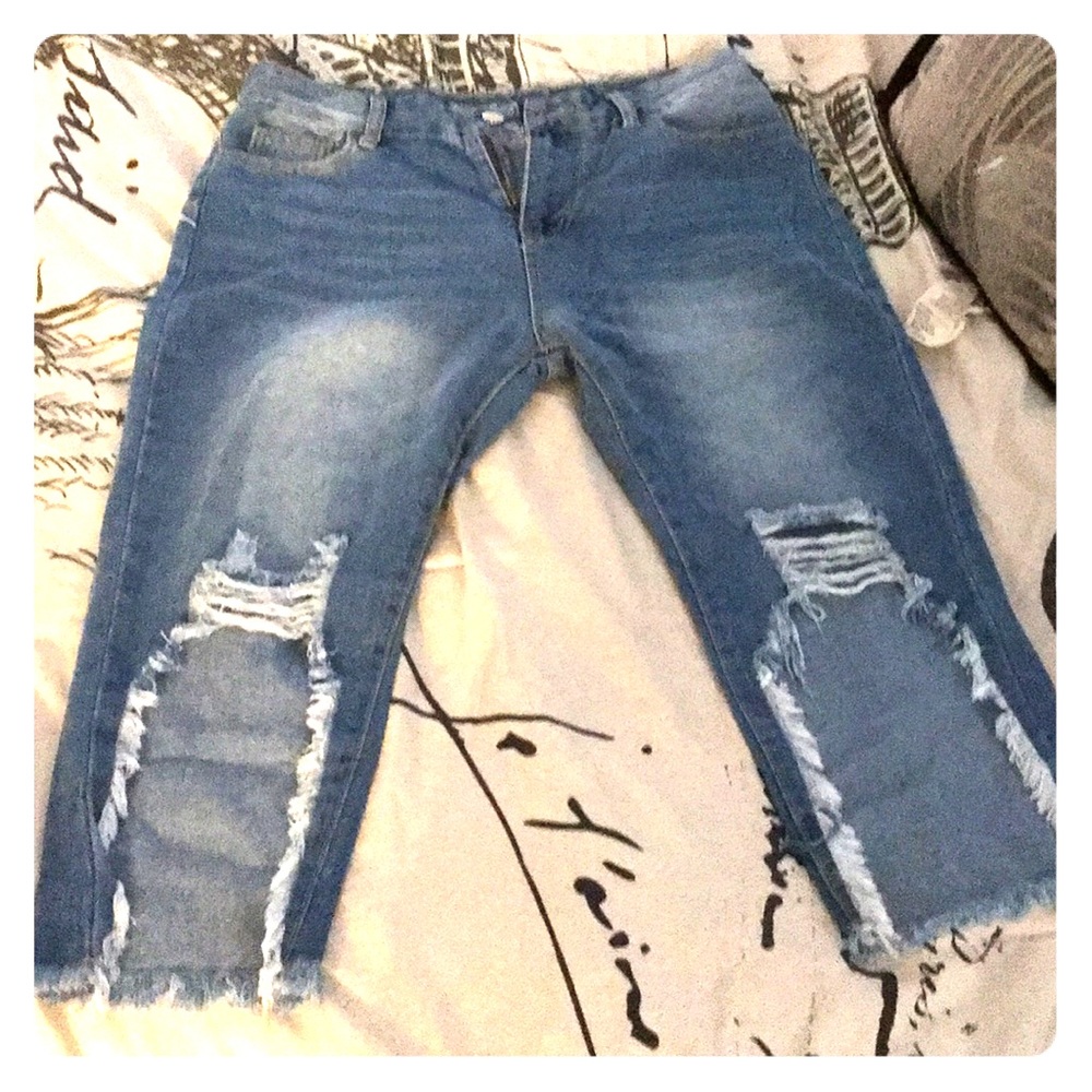 Capri Jeans